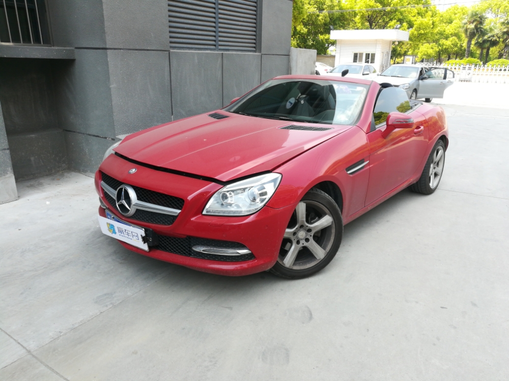 奔驰slk级(进口) 1.8t 自动 敞篷  红色